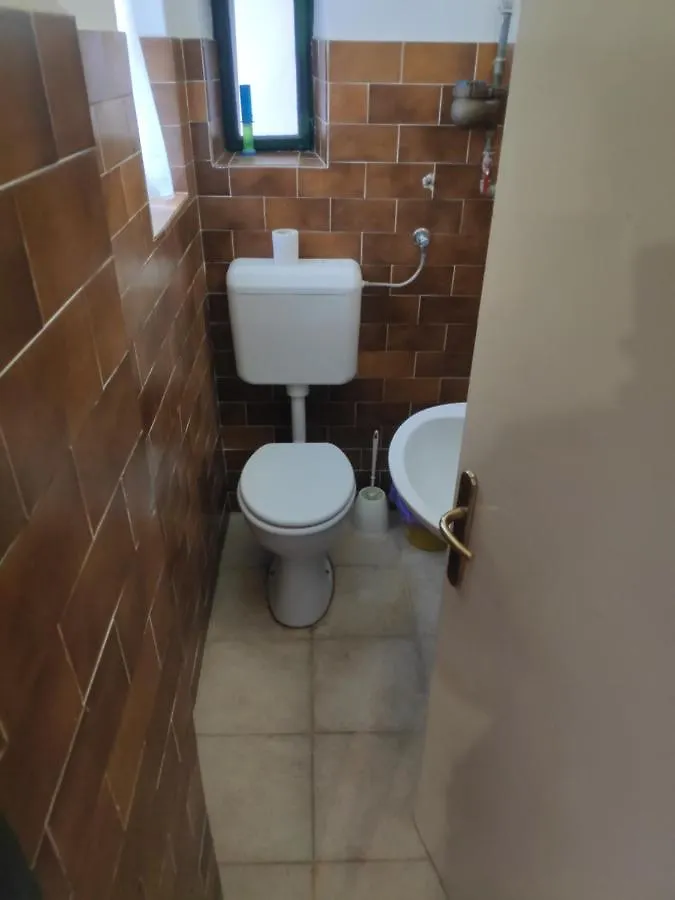 Apartment Poluotok Zara